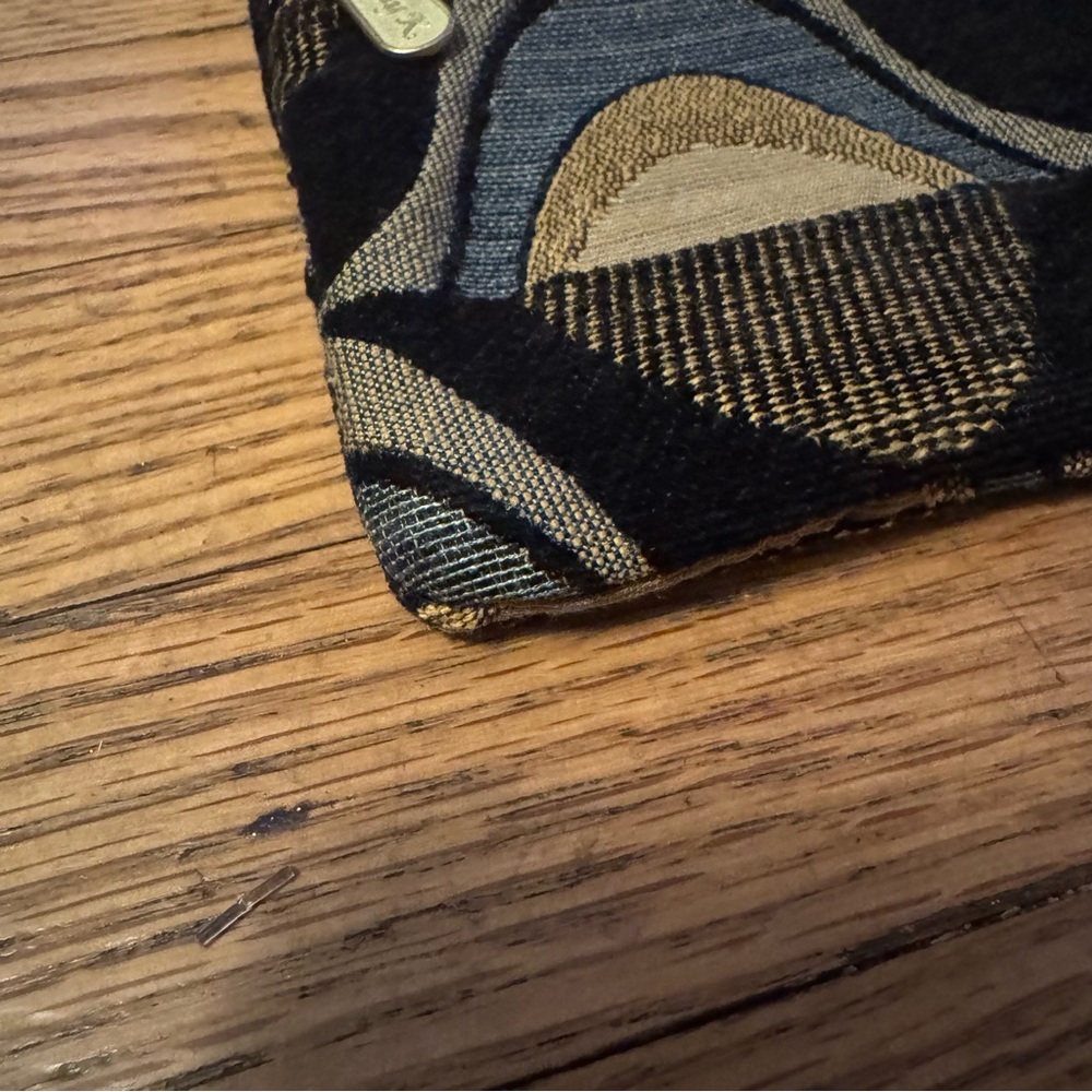 Chic Geometric Pattern Clutch - image 7